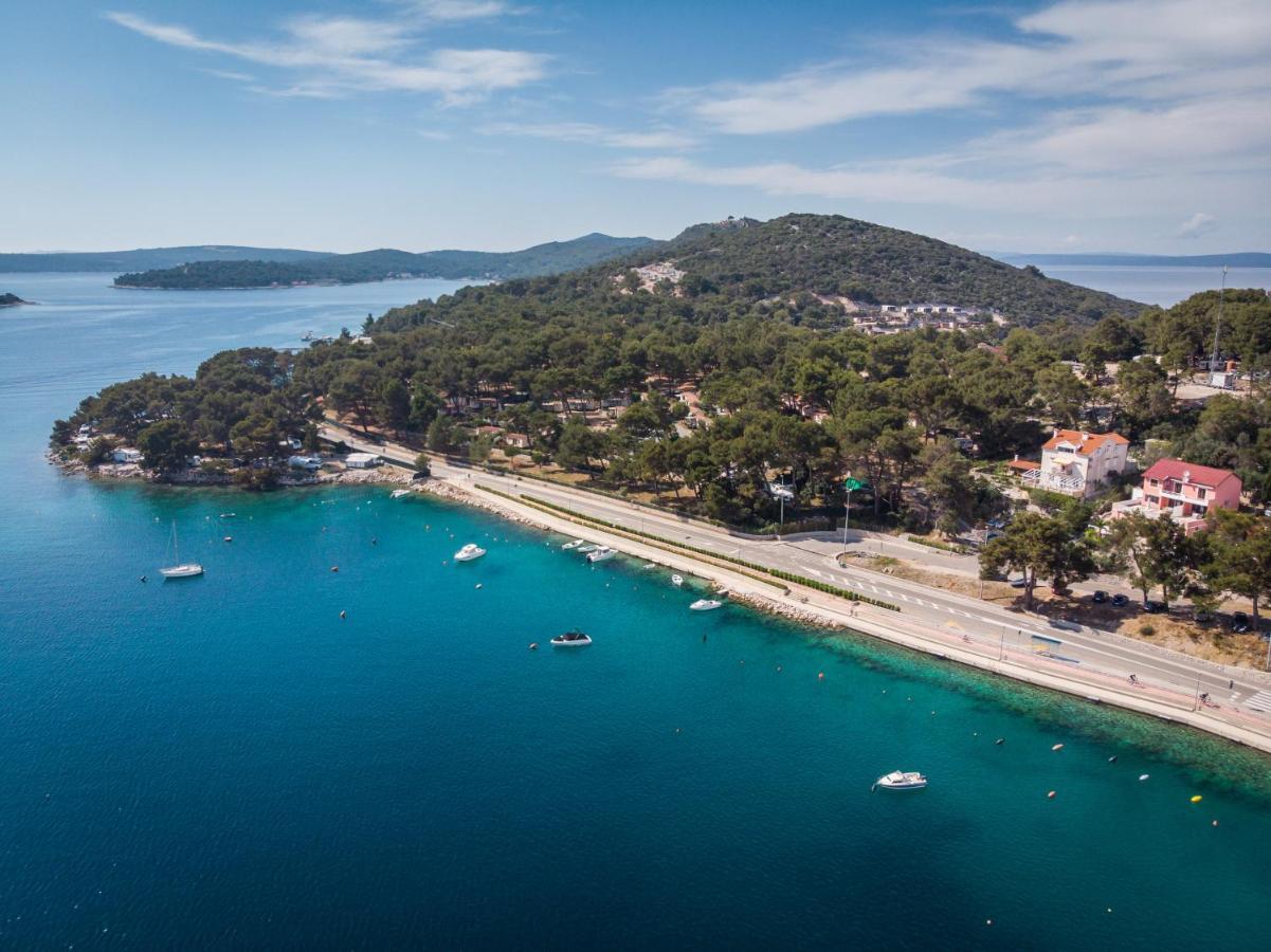 Apartments Villa Julija Mali Lošinj Dış mekan fotoğraf
