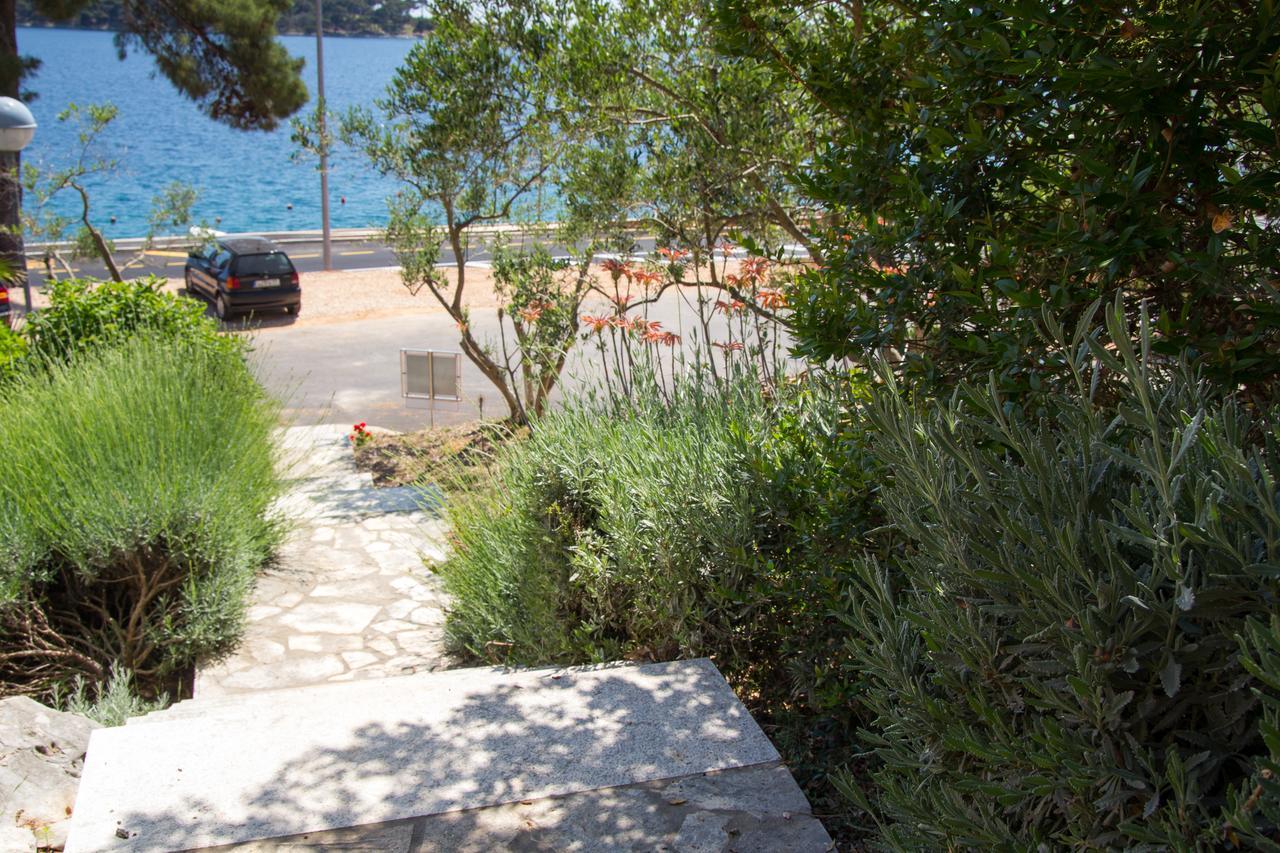 Apartments Villa Julija Mali Lošinj Dış mekan fotoğraf