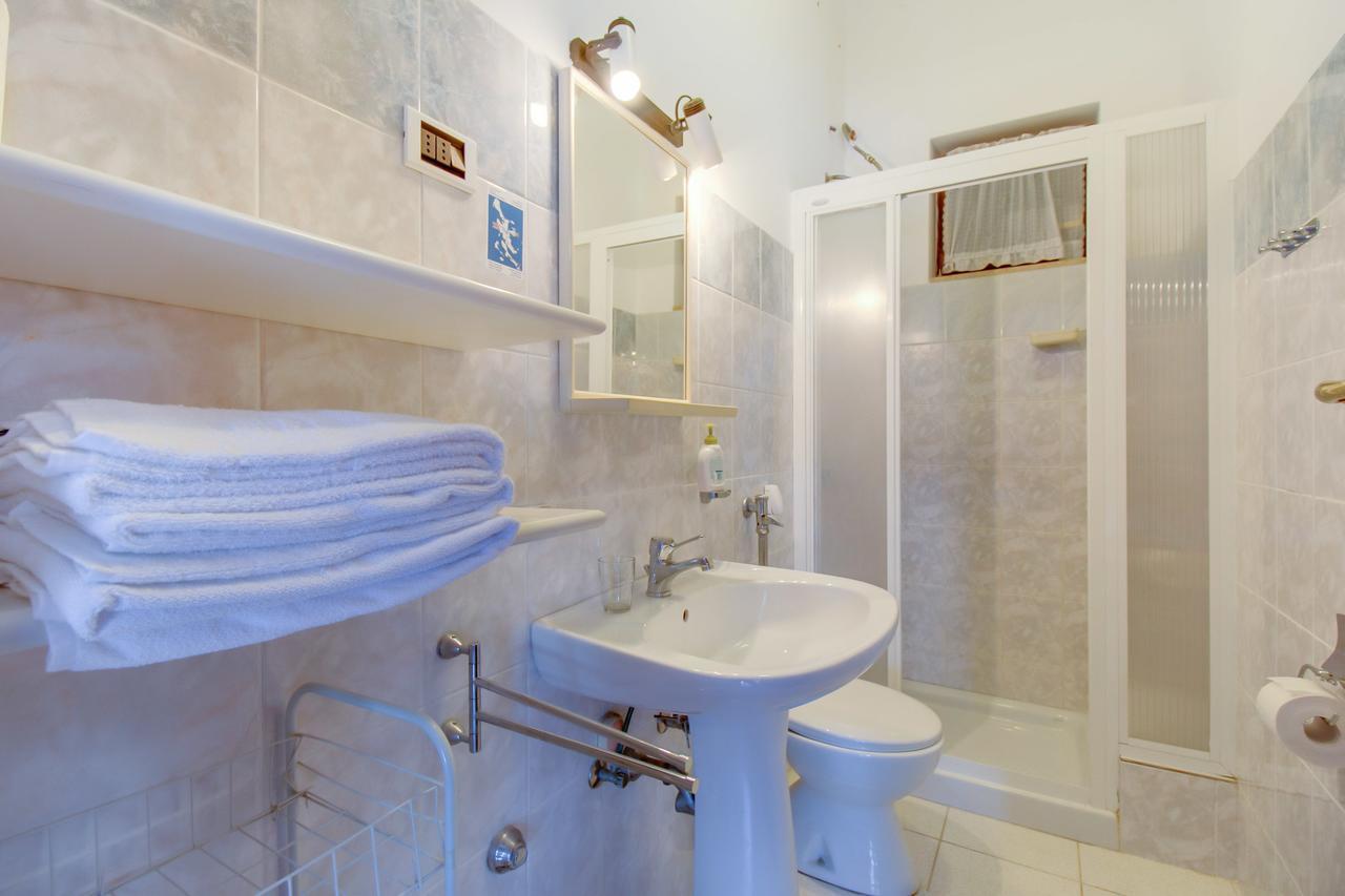 Apartments Villa Julija Mali Lošinj Dış mekan fotoğraf